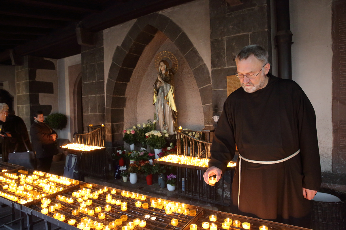 DomRömer-Quartier: Nachbar Bruder Paulus Terwitte, Guardian des Kapuzinerklosters Liebfrauen, Schärfengäßchen